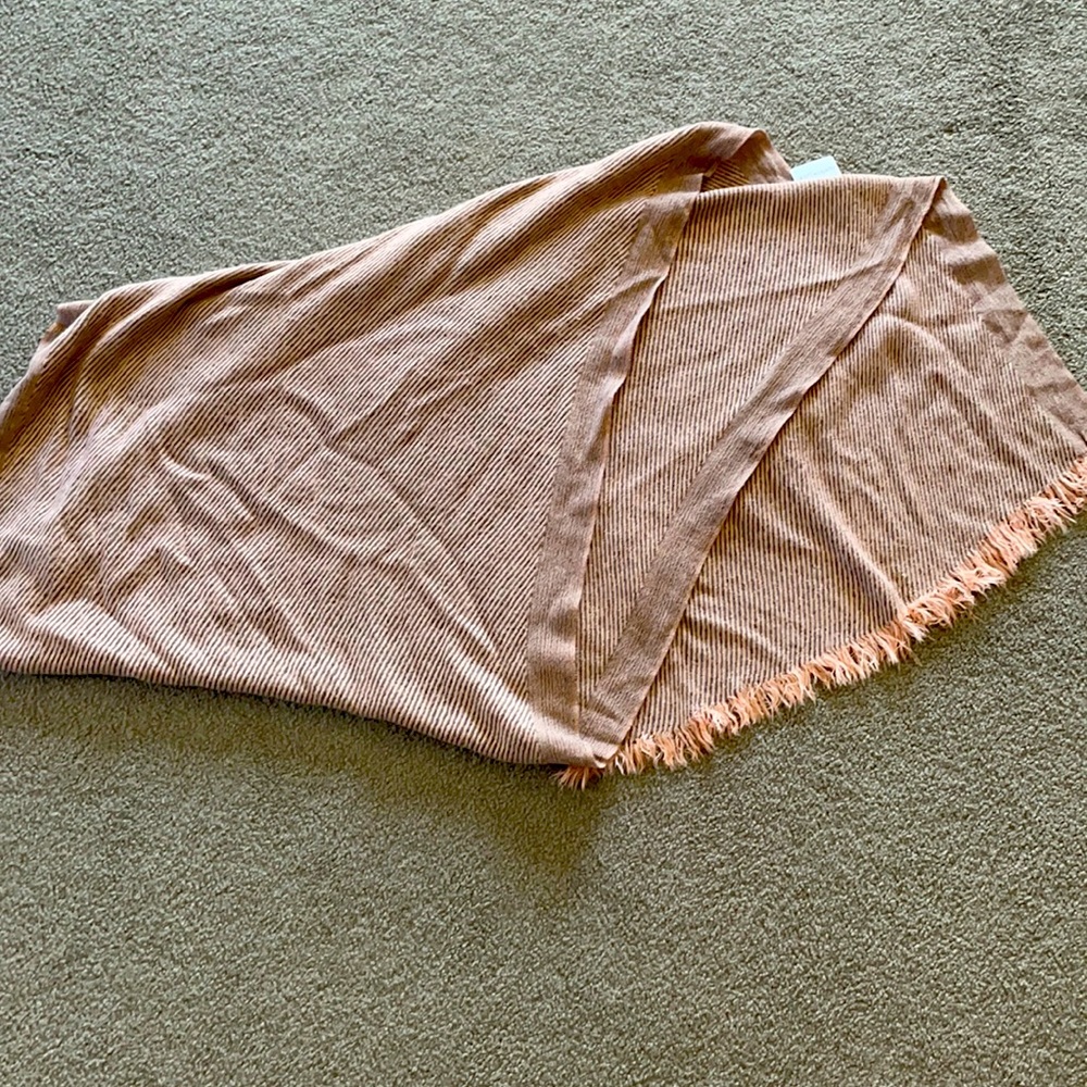 Light pink and gray blanket scarf